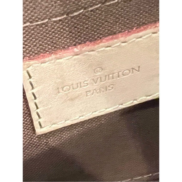 Louis Vuitton Multi Pochette Bag - Picture 8 of 15